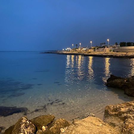 A Un Passo Dal Mare - Costa Ripagnola Villa Spiaggia di Conversano Bagian luar foto