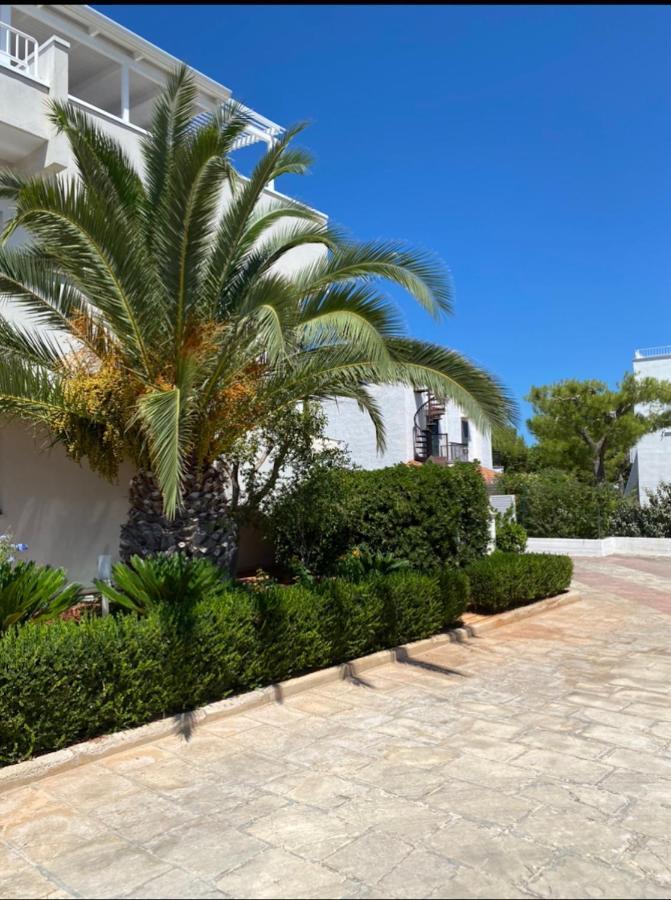 A Un Passo Dal Mare - Costa Ripagnola Villa Spiaggia di Conversano Bagian luar foto