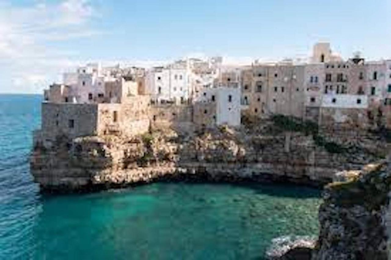 A Un Passo Dal Mare - Costa Ripagnola Villa Spiaggia di Conversano Bagian luar foto