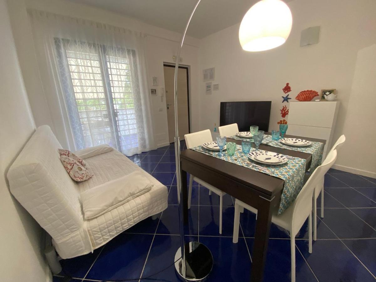 A Un Passo Dal Mare - Costa Ripagnola Villa Spiaggia di Conversano Bagian luar foto